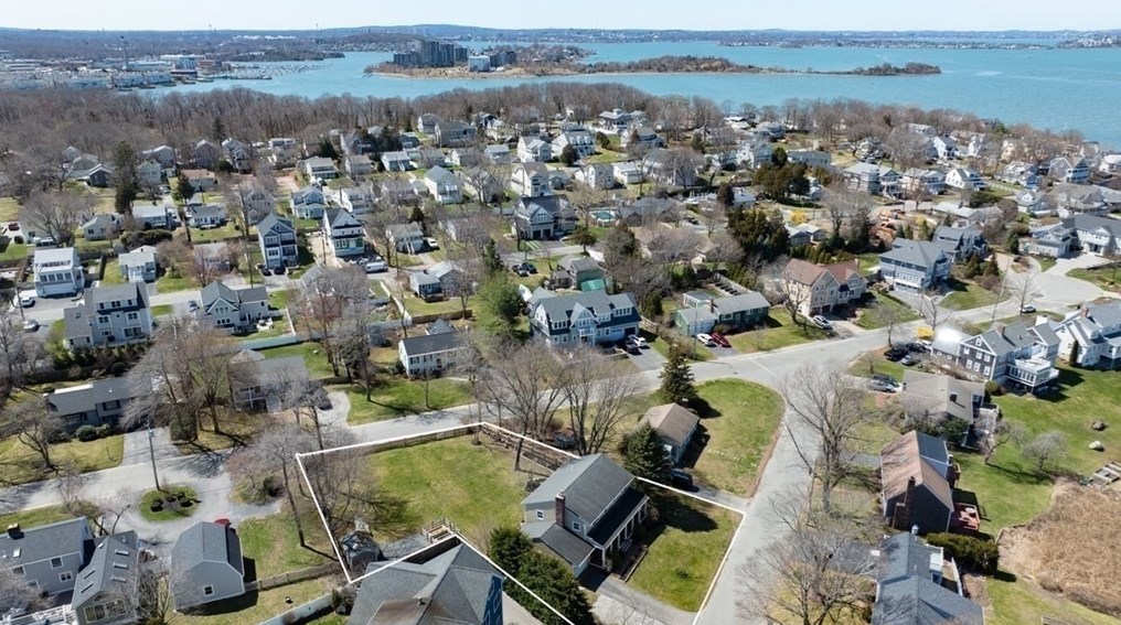 20 Ocean Vw Dr, Hingham MA 02043-1224 exterior