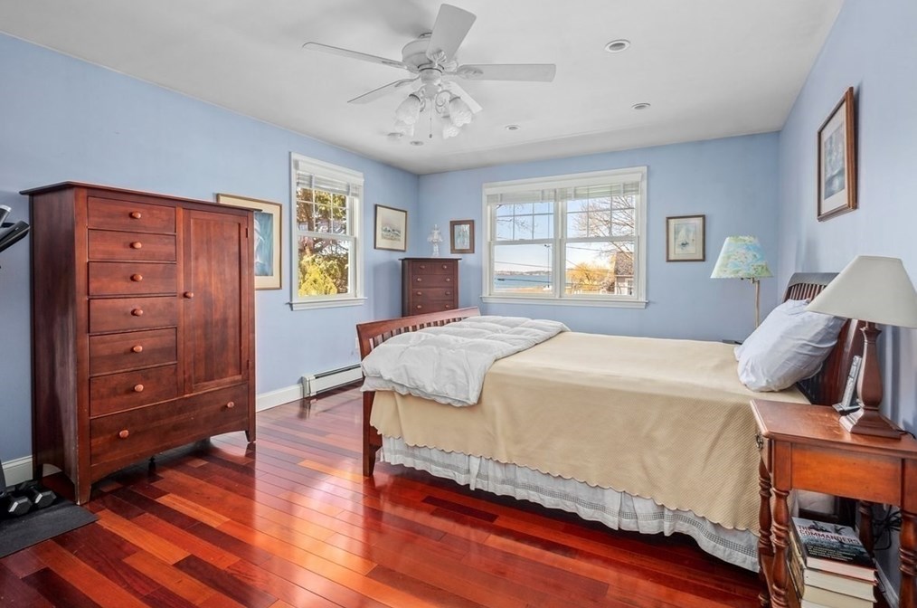 20 Ocean Vw Dr, Hingham MA 02043-1224 exterior