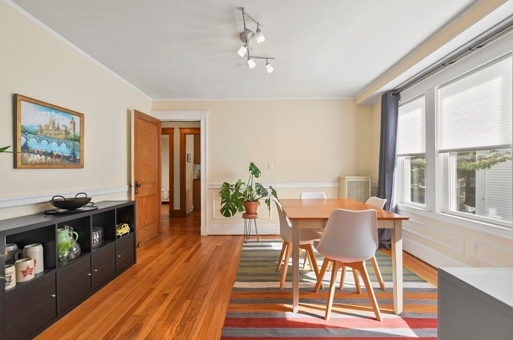 72 Bradford Rd, Watertown MA 02472-1215 exterior