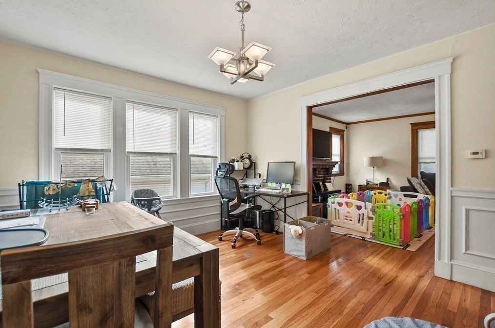 72 Bradford Rd, Watertown MA 02472-1215 exterior