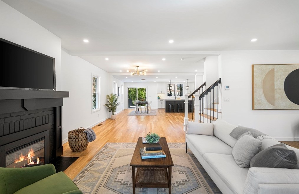 70 Dow Ave, Arlington MA  02476-7106 exterior