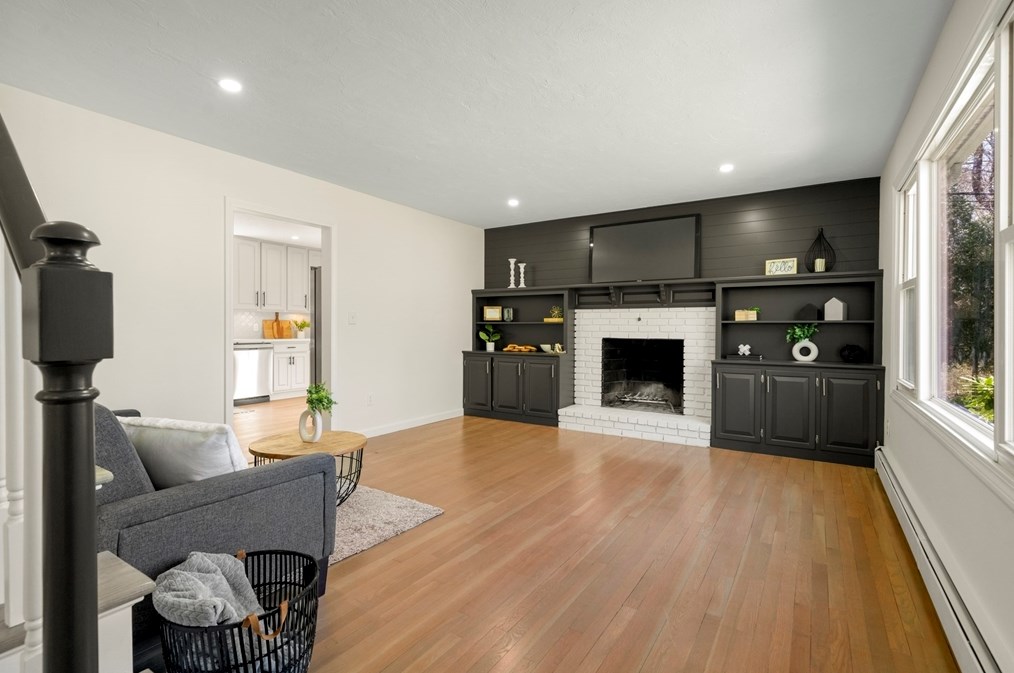 2700 Anderson Dr, Dighton MA  02715-1400 exterior