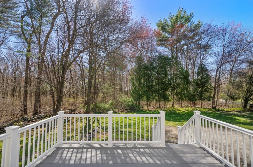 2700 Anderson Dr, Dighton MA  02715-1400 exterior