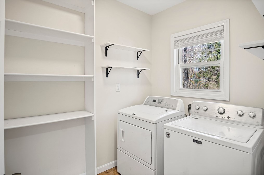 323 Franklin St, Holbrook MA  02343-1113 exterior