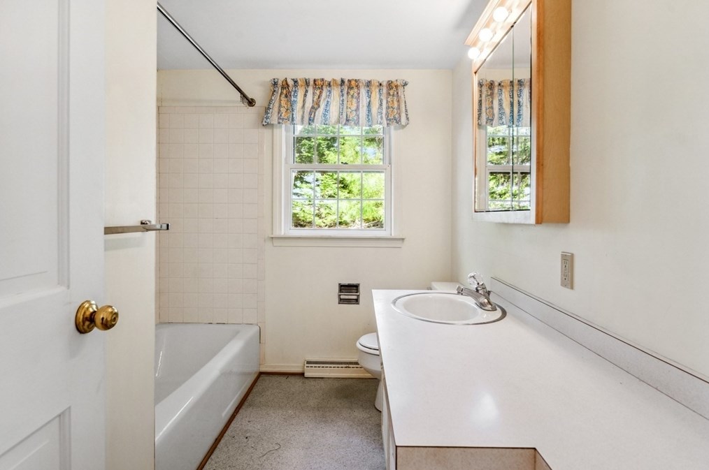 110 George Ryder Rd, Chatham MA 02633-1647 exterior