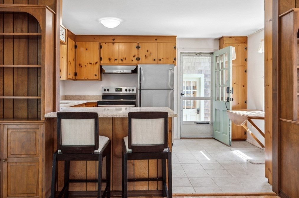 110 George Ryder Rd, Chatham MA 02633-1647 exterior