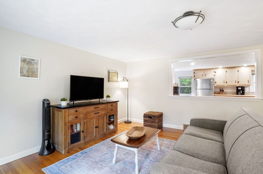 226 Forest St, Pembroke MA  02359-3334 exterior