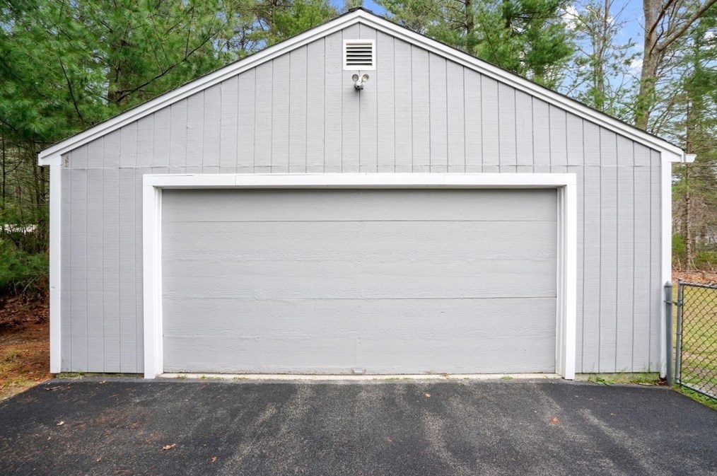 226 Forest St, Pembroke MA  02359-3334 exterior