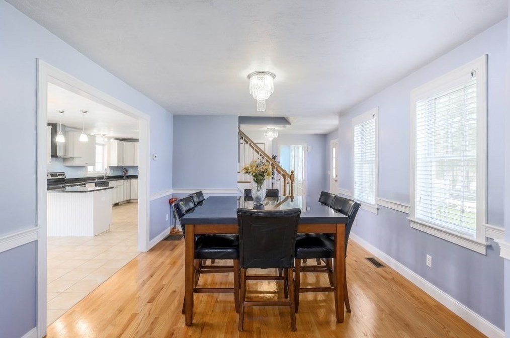 110 Wachusett St, Holden MA 01520-2631 exterior