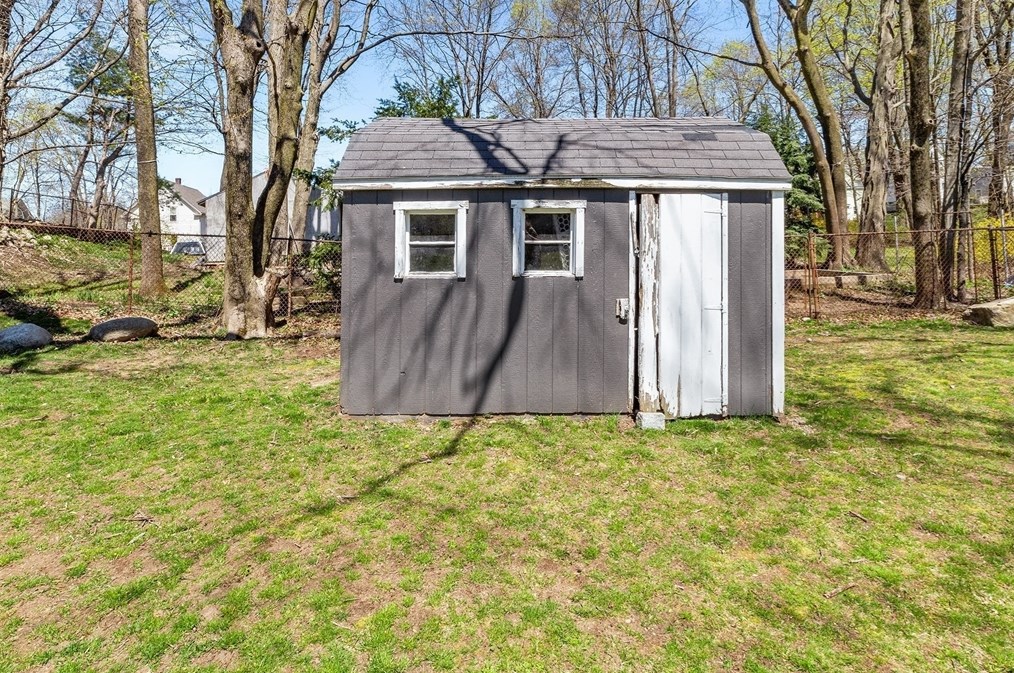 163 Central St, Franklin MA  02038-2146 exterior