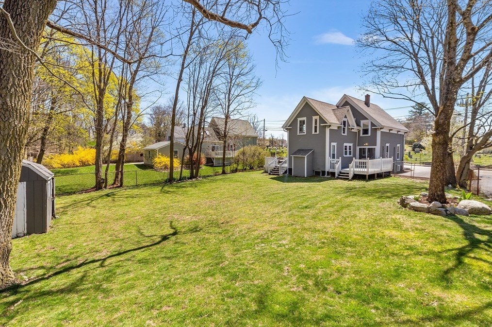 163 Central St, Franklin MA  02038-2146 exterior