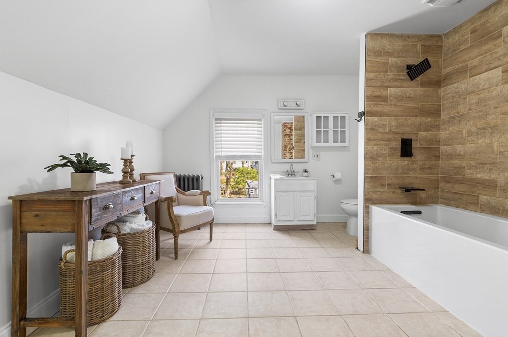 163 Central St, Franklin MA  02038-2146 exterior