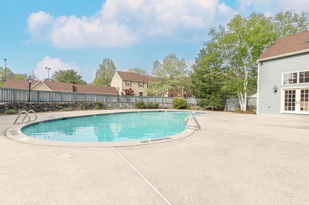 19 Carriage Way, Danvers MA  01923-2666 exterior