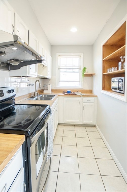 338 Sea St, Quincy MA 02169-2532 exterior