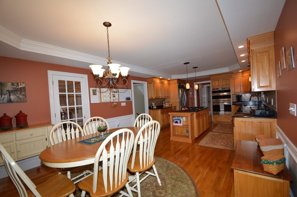 141 Eastgate Rd, Tewksbury MA 01876-1266 exterior