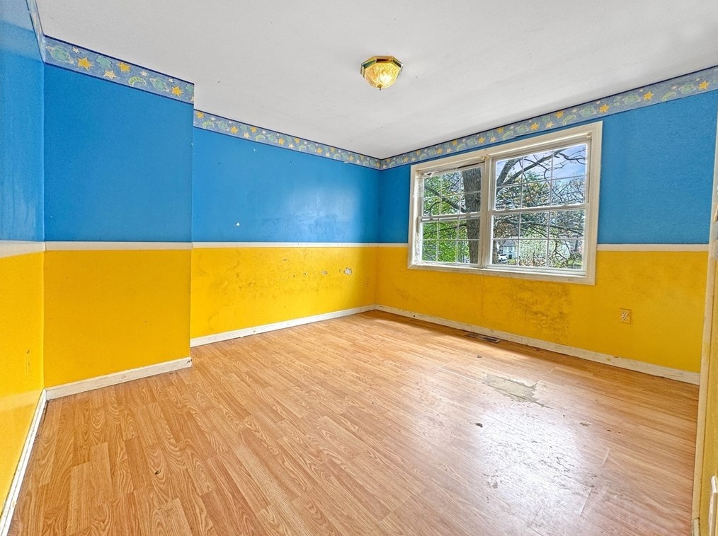 5 Olney Ave, Springfield MA  01109 exterior