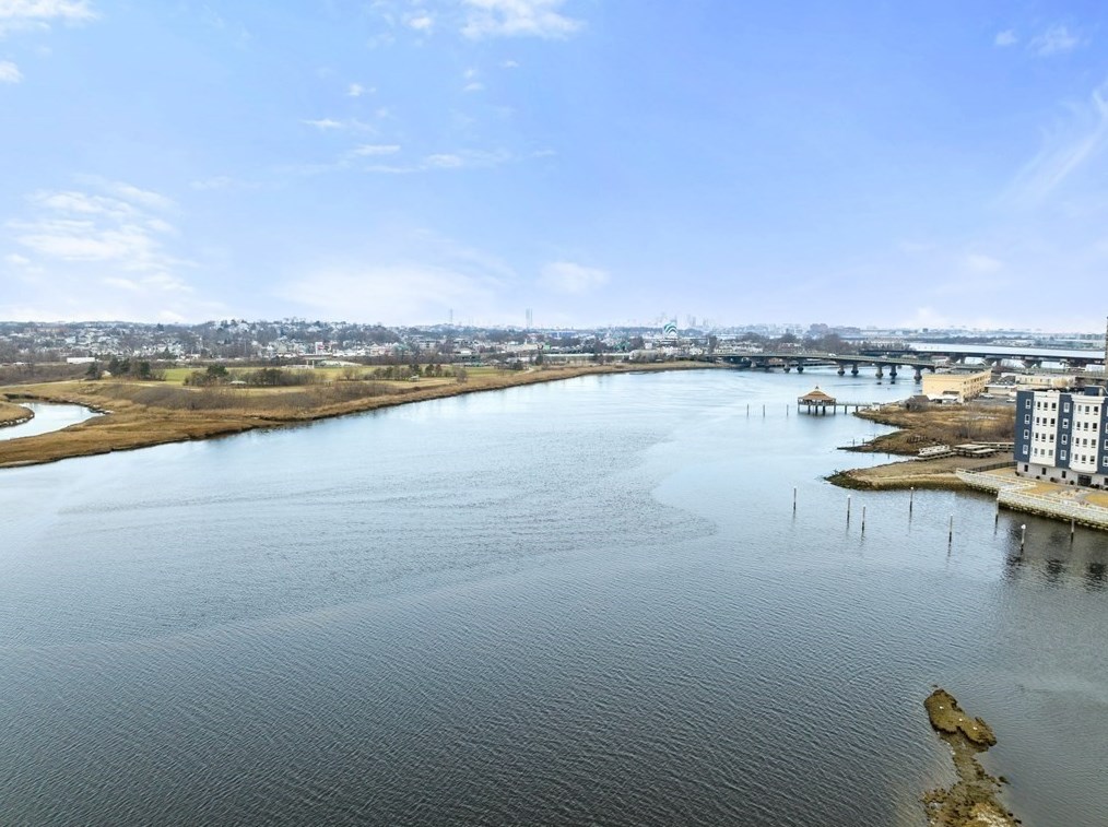 85 Myrtle St, Quincy MA 02171-1742 exterior