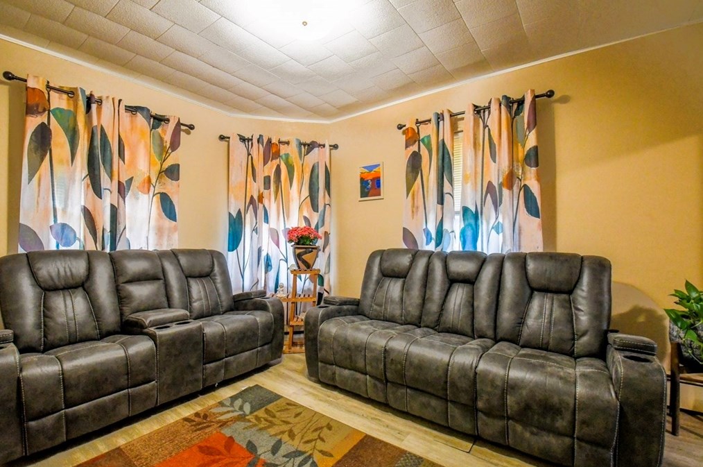 47 Mayland St, Fitchburg MA 01420-2820 exterior