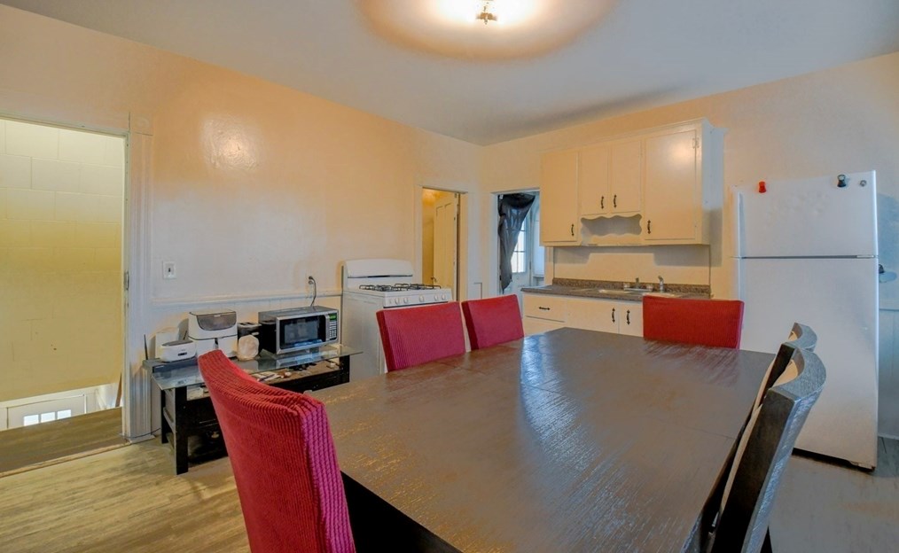 47 Mayland St, Fitchburg MA 01420-2820 exterior