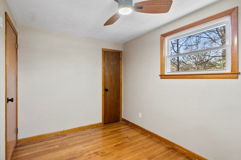 165 Sawmill Rd, Springfield MA  01118-1724 exterior