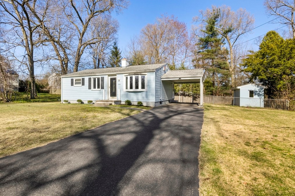 165 Sawmill Rd, Springfield MA  01118-1724 exterior