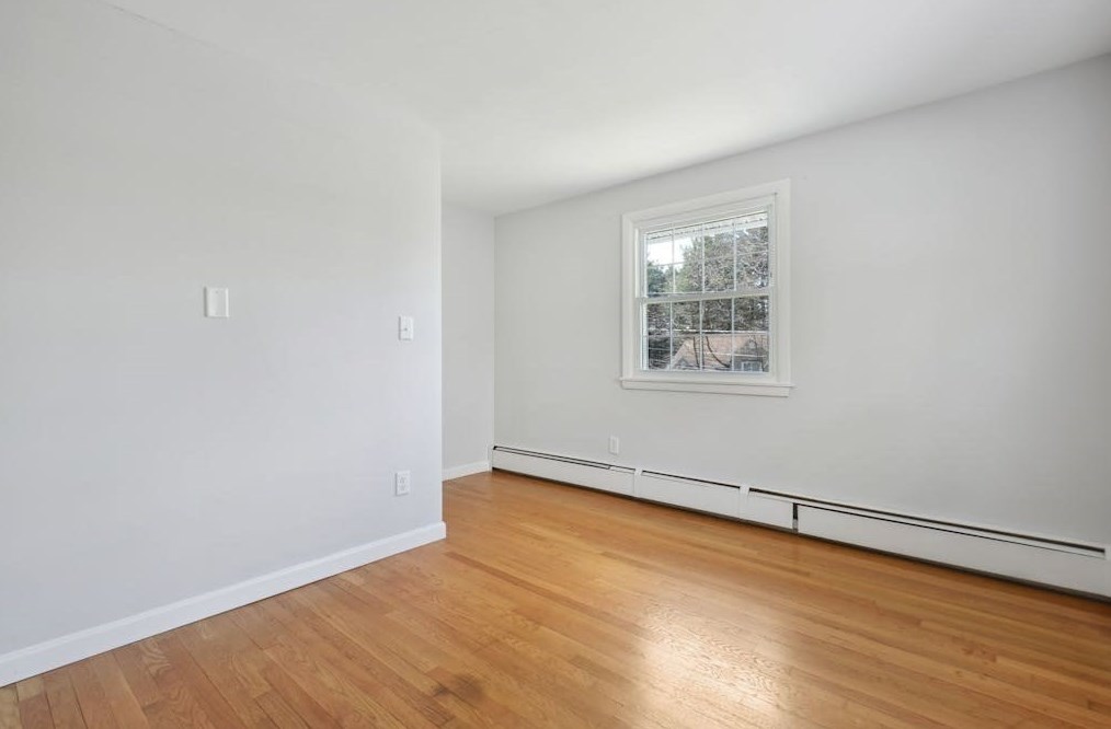 232 Howard St, Northborough MA  01532-1321 exterior