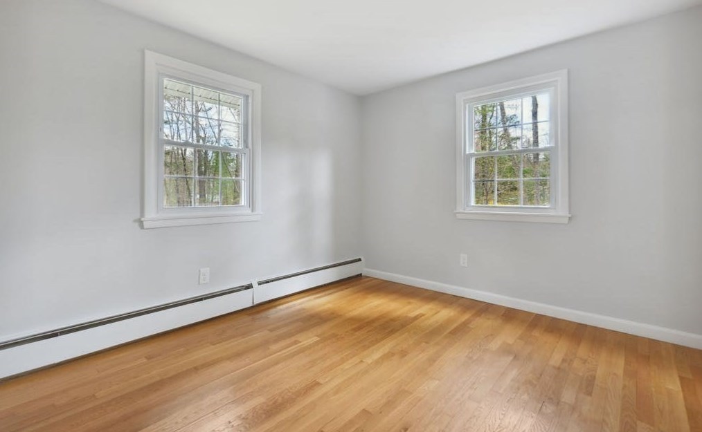 232 Howard St, Northborough MA  01532-1321 exterior