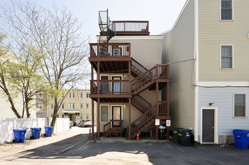 104 D St, Boston MA  exterior