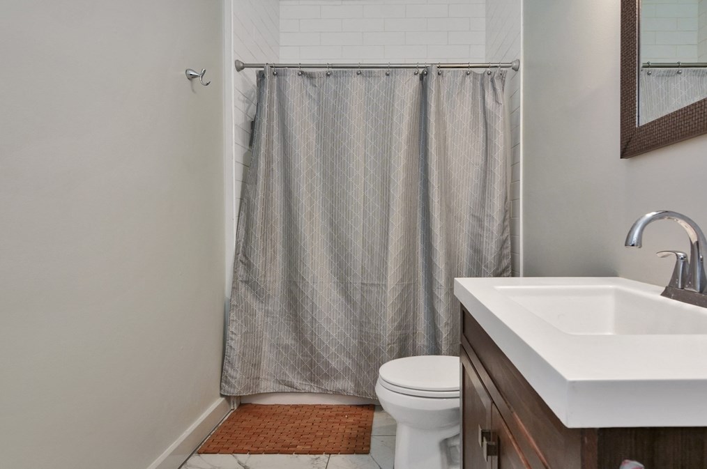 25 Logan St, Lawrence MA 01841-1959 exterior