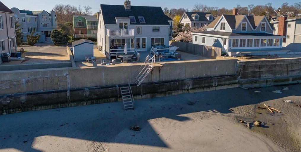 71 Willow Rd, Nahant MA 01908-1306 exterior