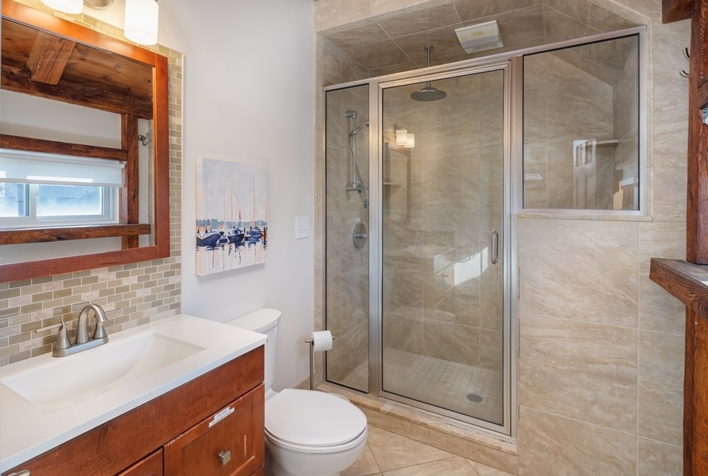 71 Willow Rd, Nahant MA 01908-1306 exterior