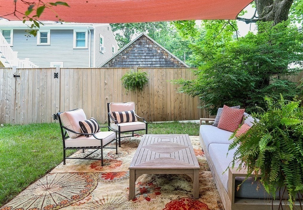 25 Marion St, Dedham MA  02026-4407 exterior