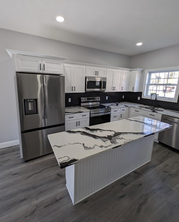 53 Myrtle Ave, Webster MA  01570-2840 exterior