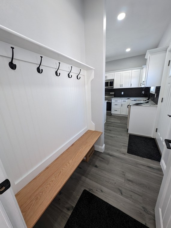 53 Myrtle Ave, Webster MA  01570-2840 exterior