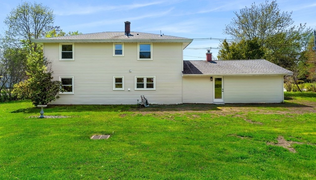 81 Burley St, Danvers MA 01923-2330 exterior