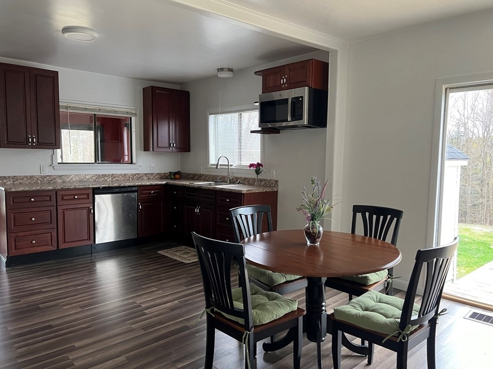 43 Baldwinville Rd, Winchendon MA 01475-2009 exterior