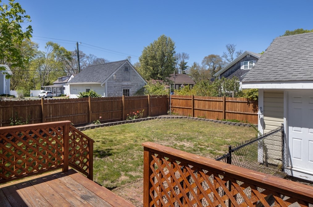 35 Highland Rd, Wareham MA 02571-1443 exterior