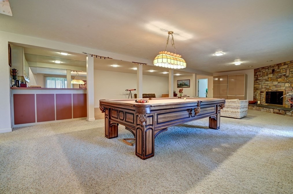 14 Seneca Rd, Canton MA 02021-1251 exterior