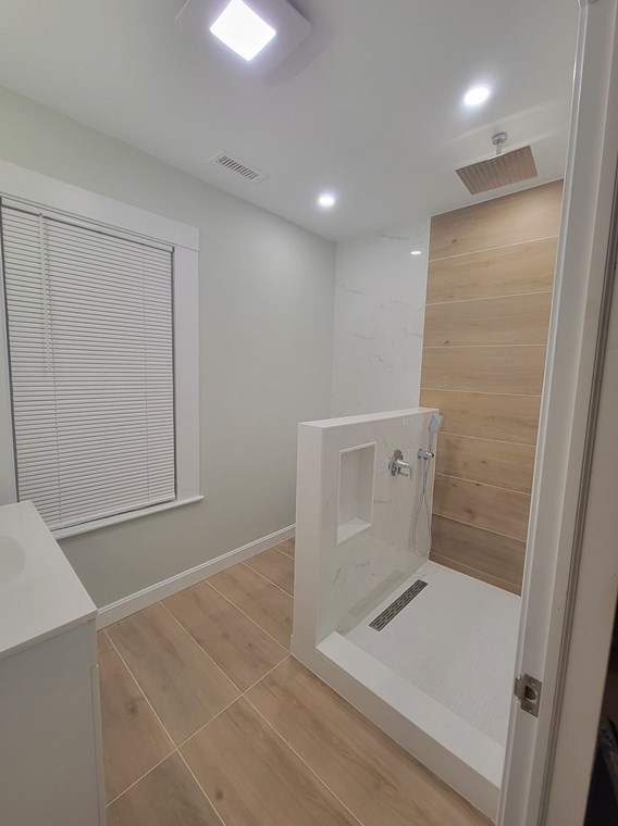 52 Garfield Ave, Woburn MA 01801-4338 exterior