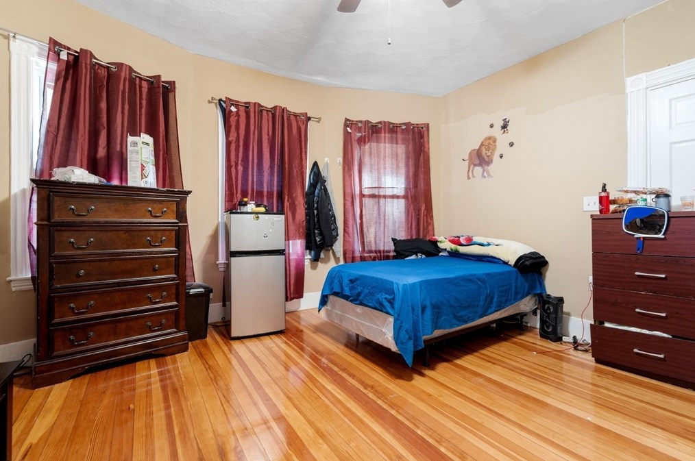 117 Draper St, Boston MA exterior