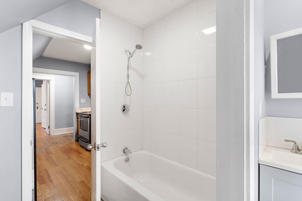 117 Draper St, Boston MA exterior