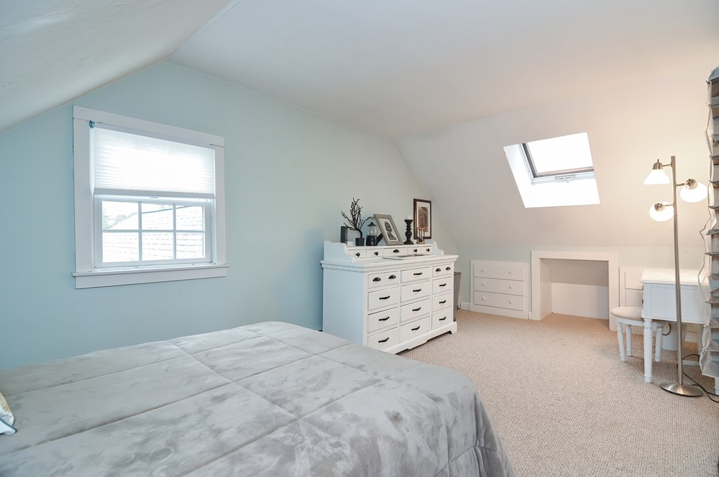 143 Meadow Rd, Plymouth MA 02360-4783 exterior