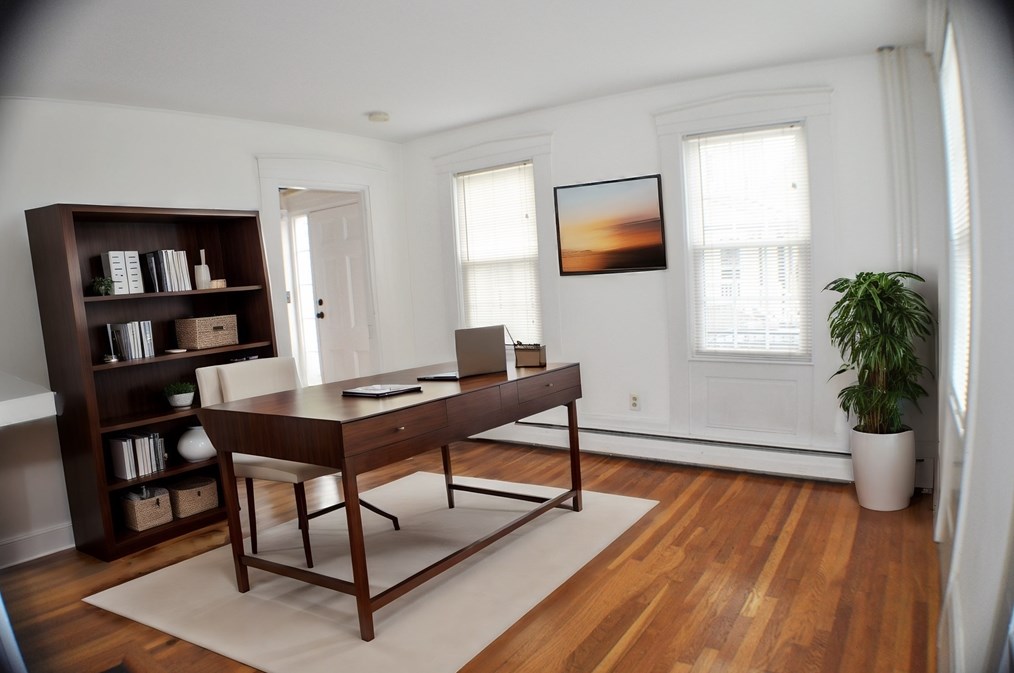 583 Adams St, Milton MA  02186-5624 exterior