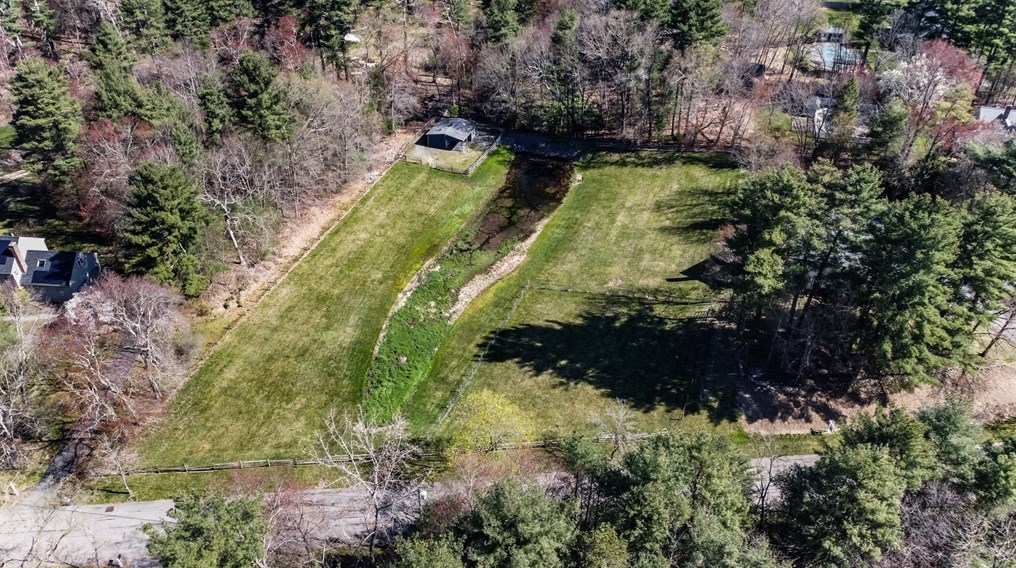 7 Brookside Ln, Norfolk MA  02056-1170 exterior