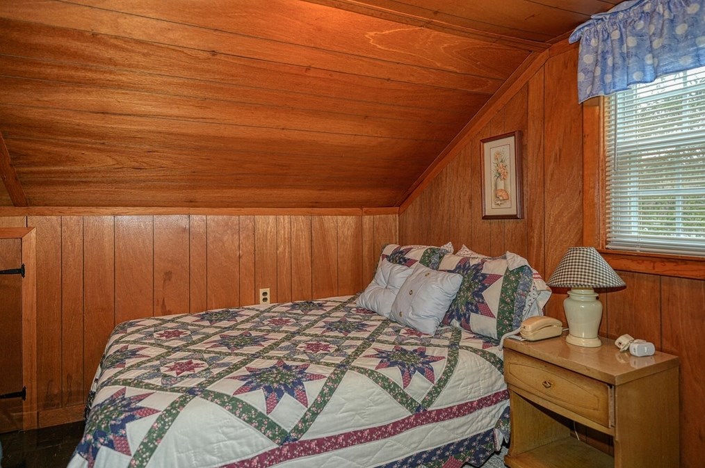 325 Church St, Northborough MA 01532-1230 exterior