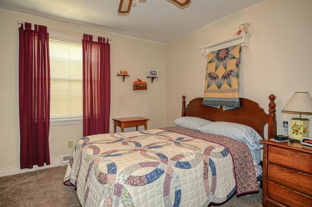 325 Church St, Northborough MA 01532-1230 exterior