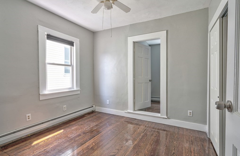 85 Marlborough St, Chelsea MA  02150-2910 exterior