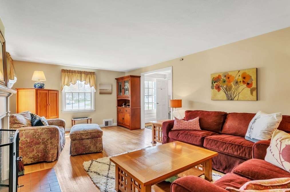 207 Granville Rd, Montgomery MA 01085-3945 exterior