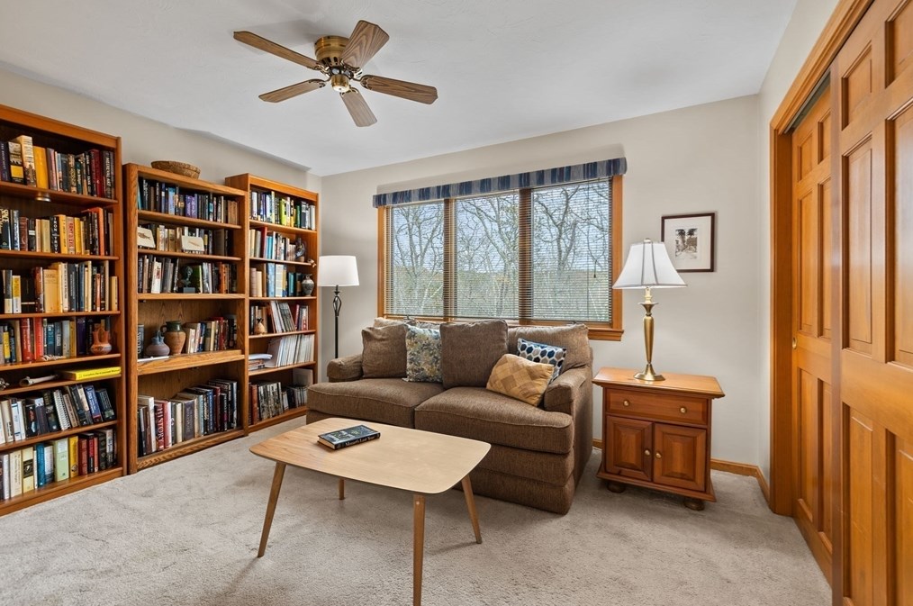 1 Punch Bowl Dr, Falmouth MA  02540-2342 exterior