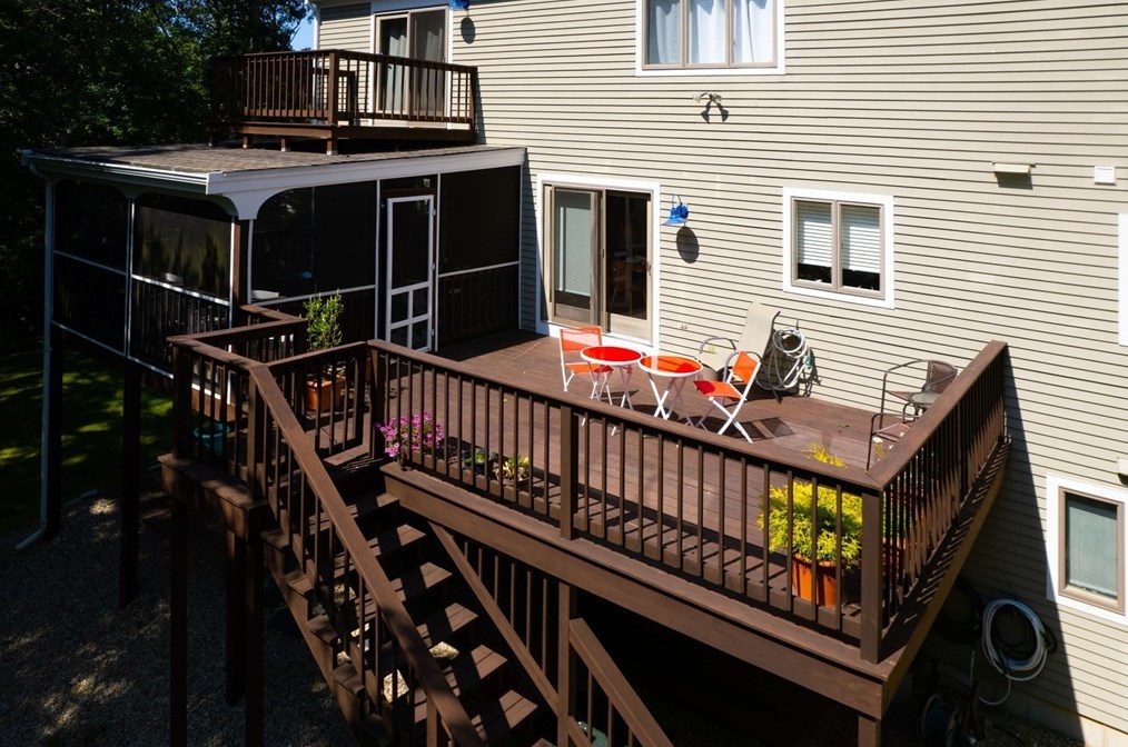 1 Punch Bowl Dr, Falmouth MA  02540-2342 exterior